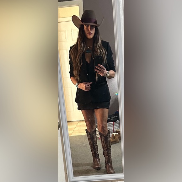 Meet your Posher, Jennifer - Picture 6 of 9